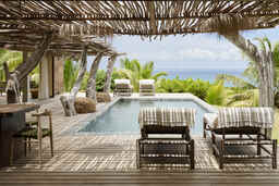Voarra Lodge Villa Pool